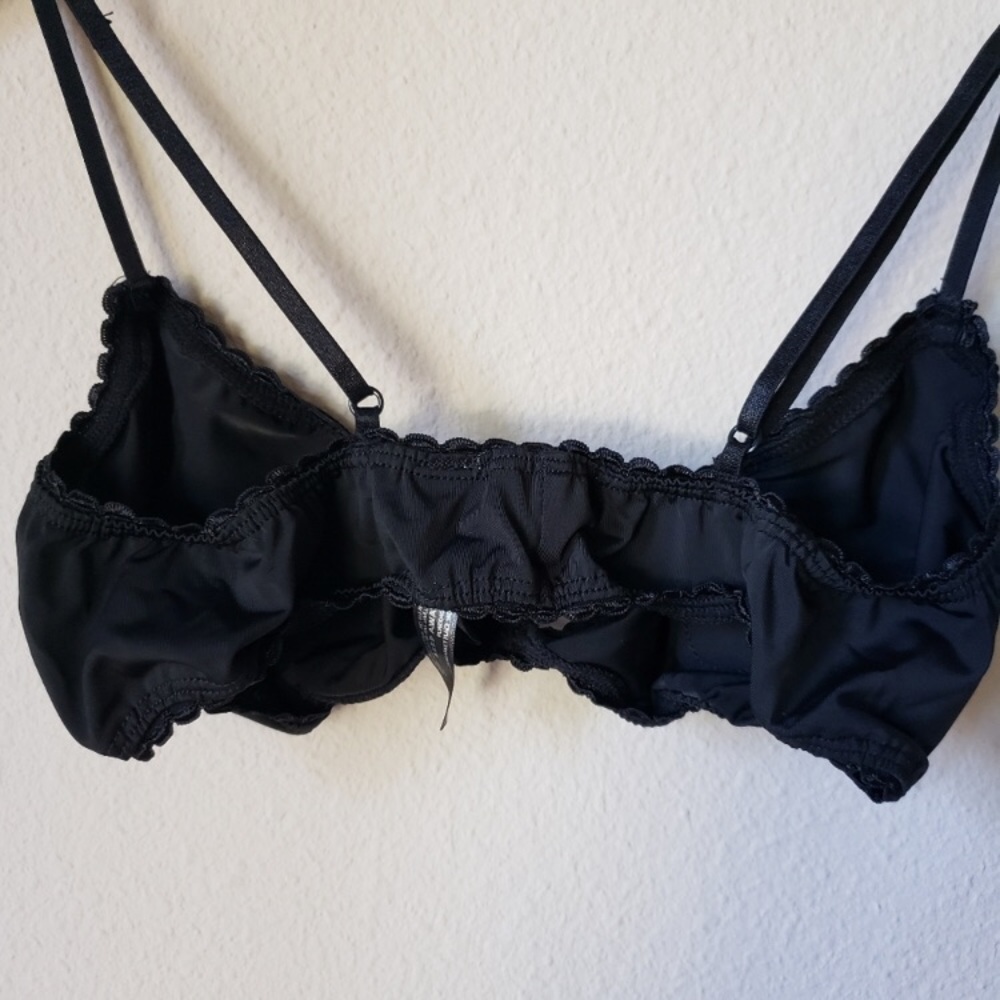 Urban Outfitters Butterfly Applique Bra - Picture 7 of 10